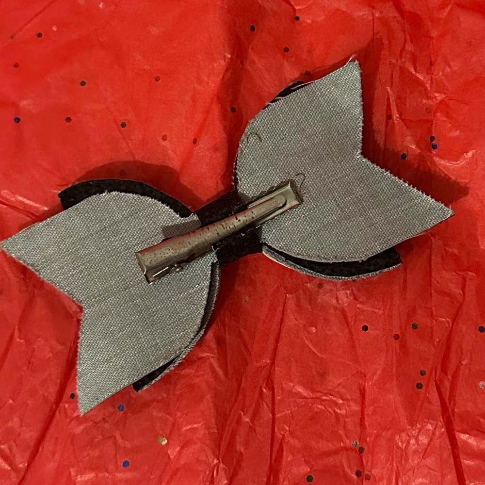 Bow - Picture 3 of 3